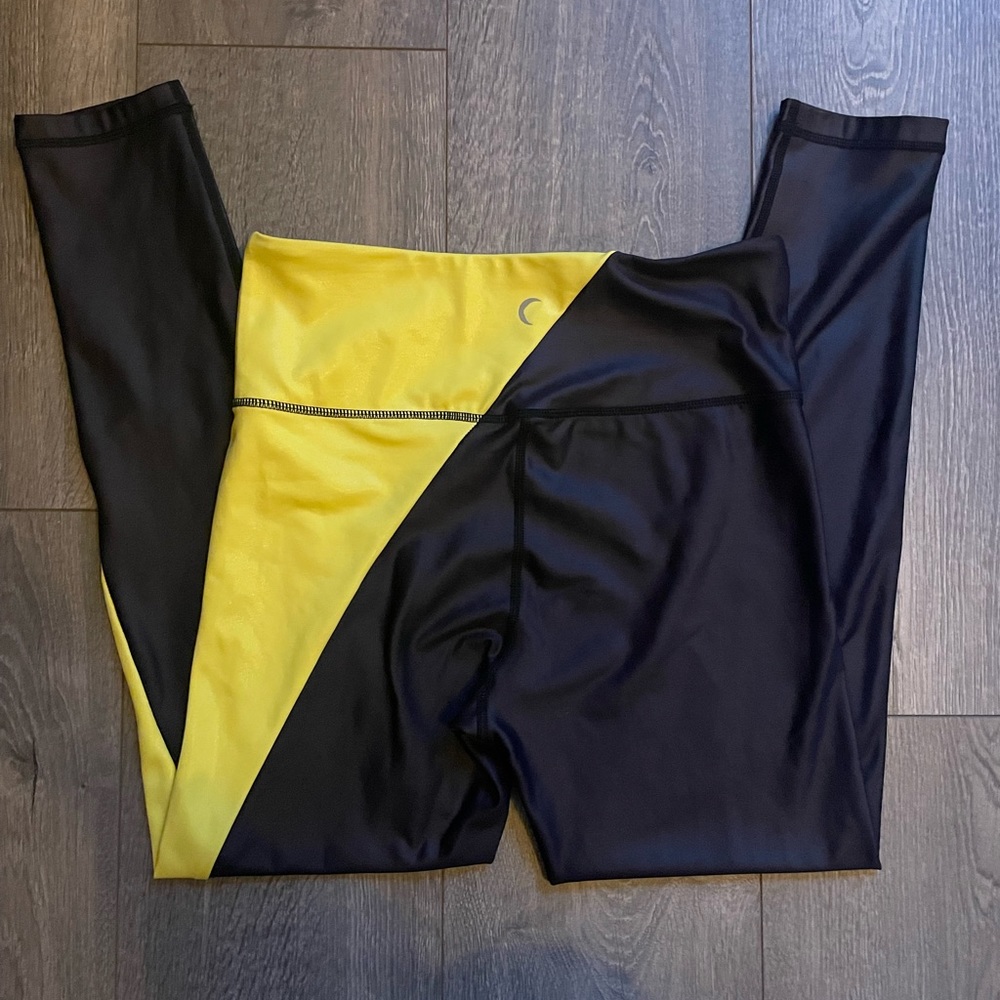 Zyia leggings
